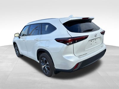 2026 Toyota Highlander XLE CERTIFIED