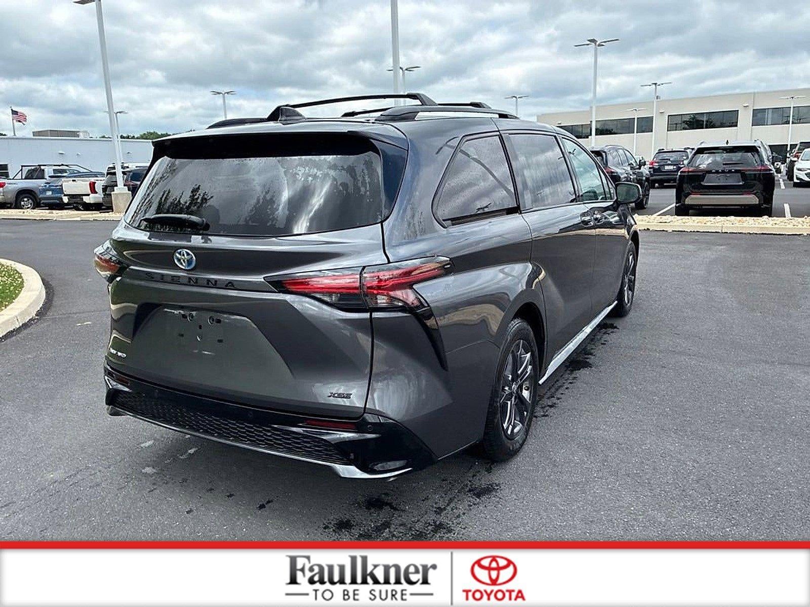 2025 Toyota Sienna XSE AWD 7-Passenger (Natl)