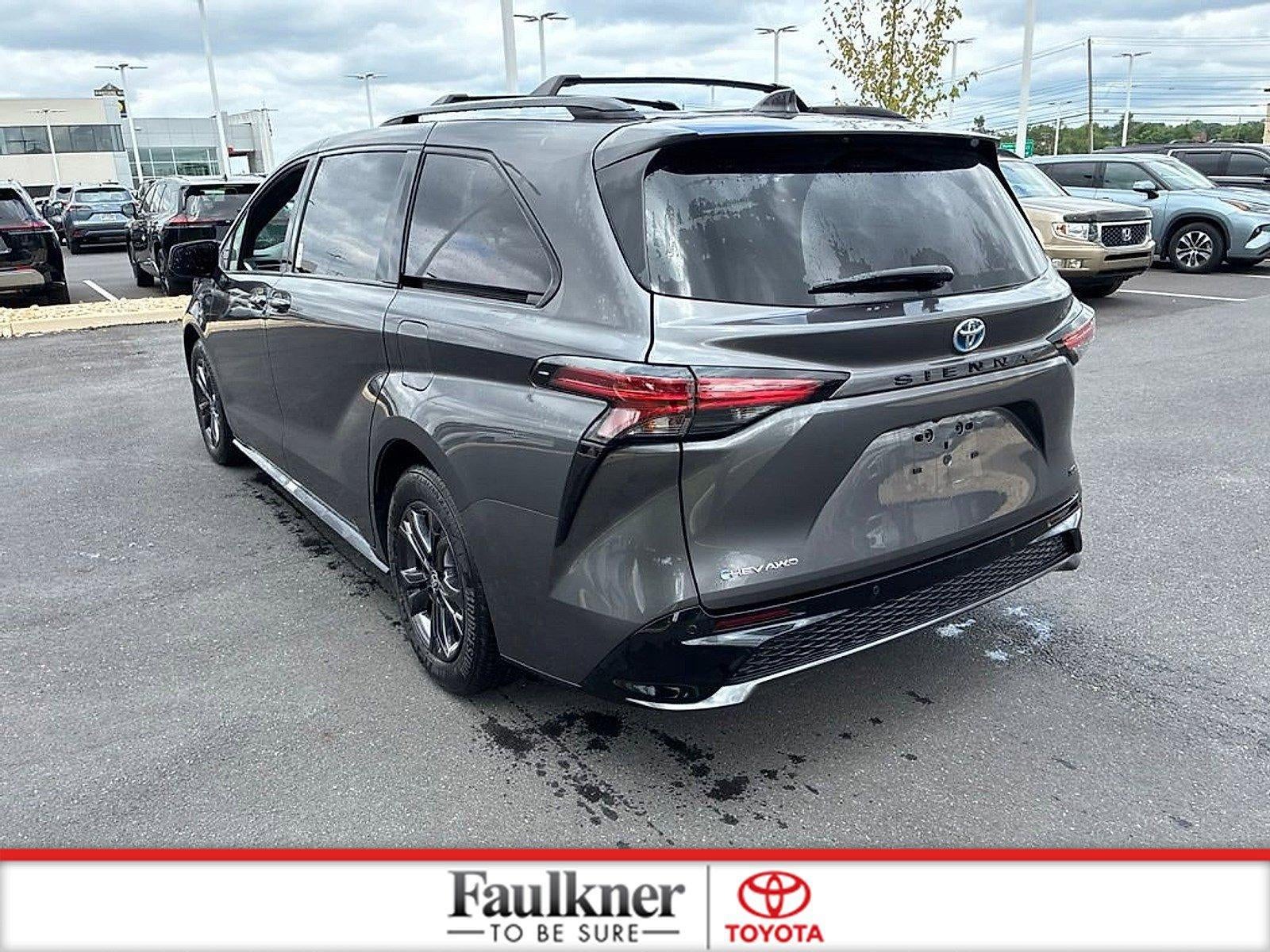 2025 Toyota Sienna XSE AWD 7-Passenger (Natl)
