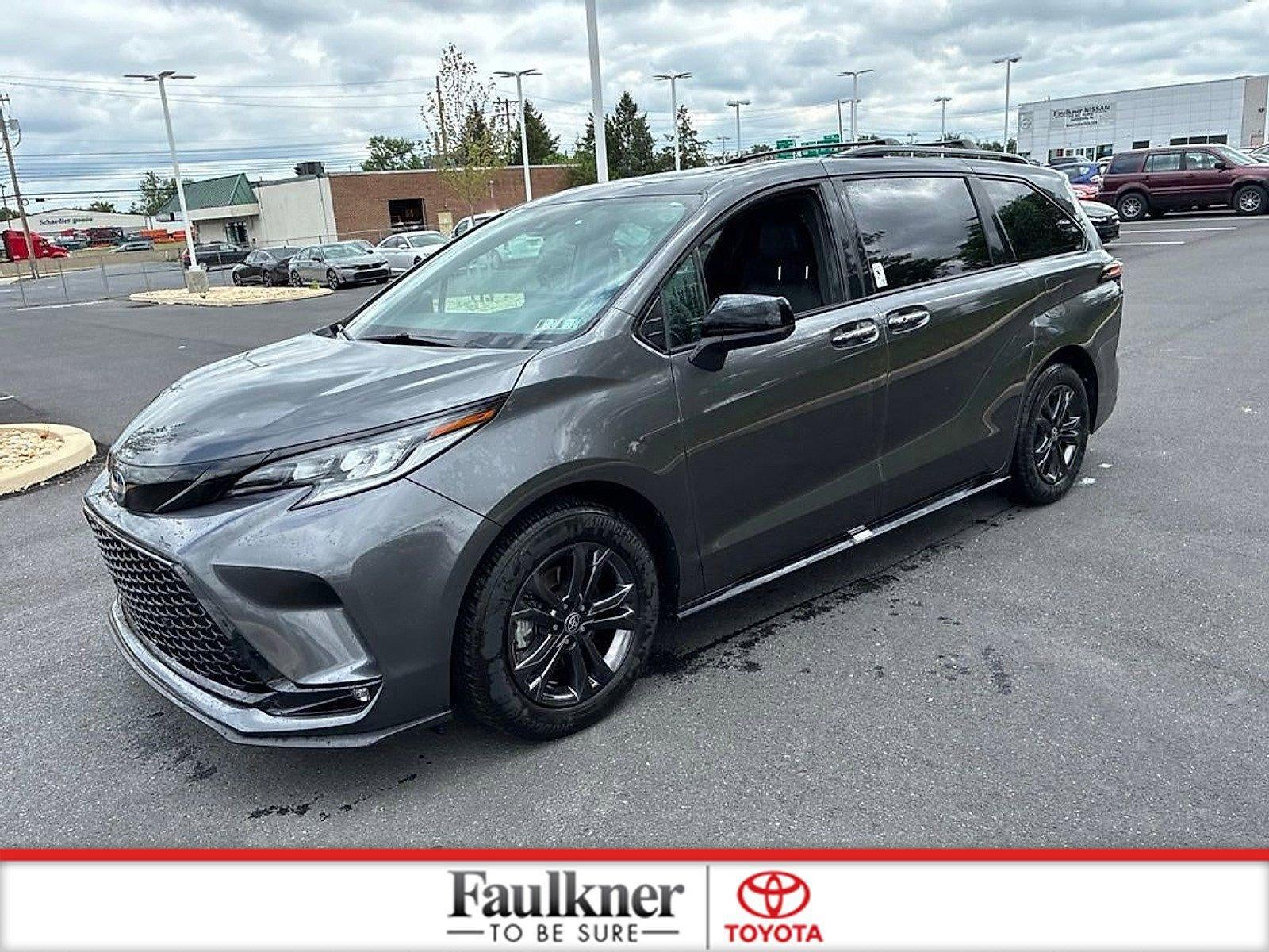 2025 Toyota Sienna XSE AWD 7-Passenger (Natl)