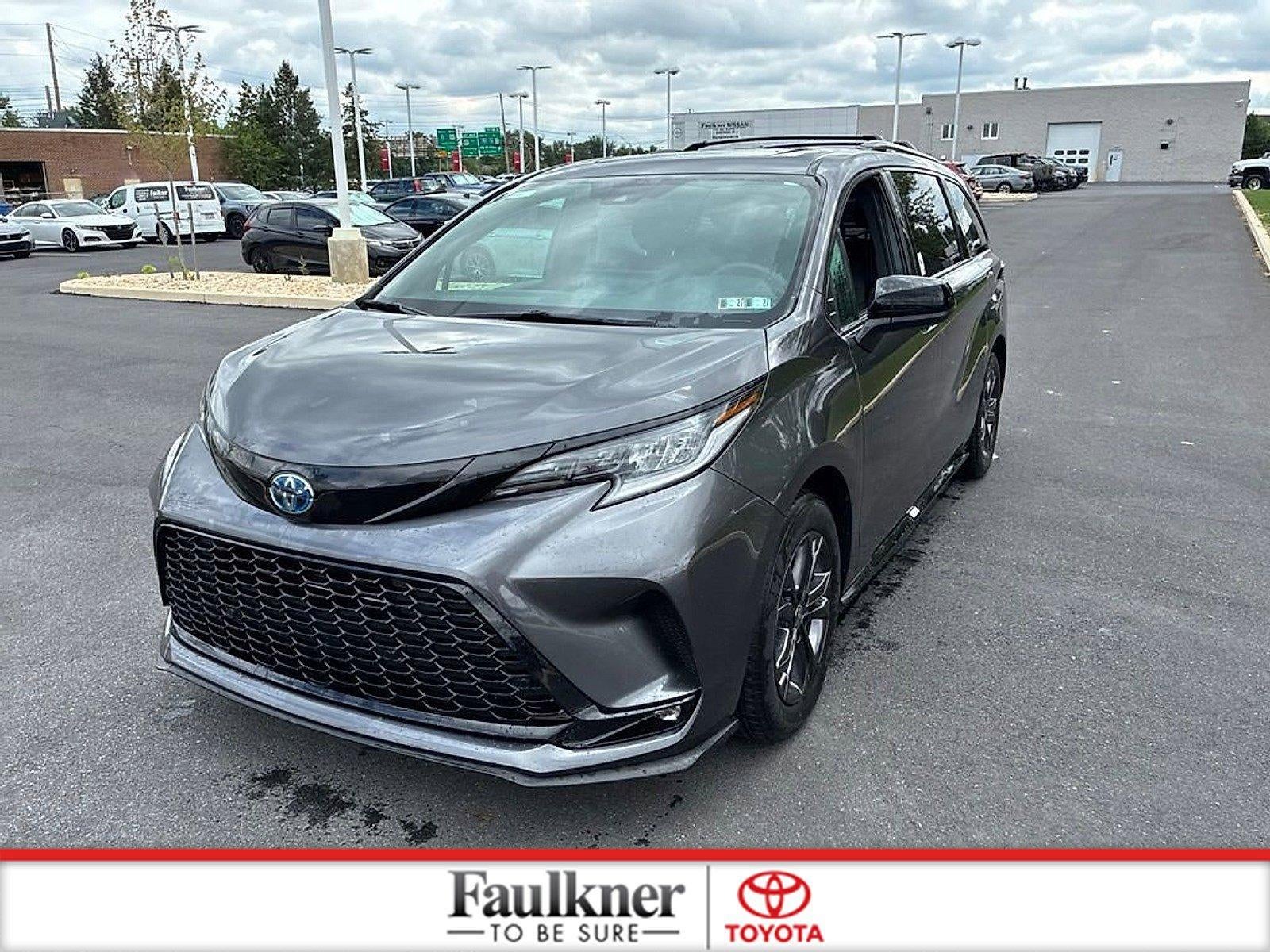2025 Toyota Sienna XSE AWD 7-Passenger (Natl)