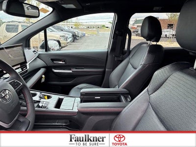 2025 Toyota Sienna XSE AWD 7-Passenger (Natl)