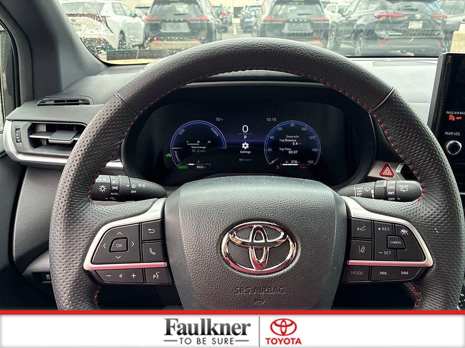 2025 Toyota Sienna XSE AWD 7-Passenger (Natl)