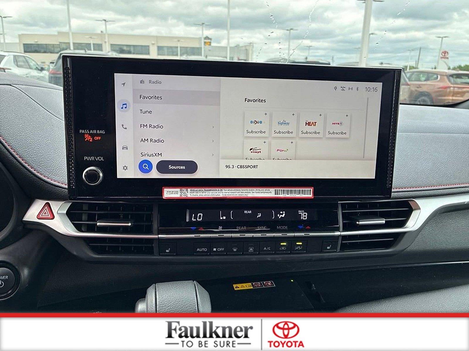 2025 Toyota Sienna XSE AWD 7-Passenger (Natl)