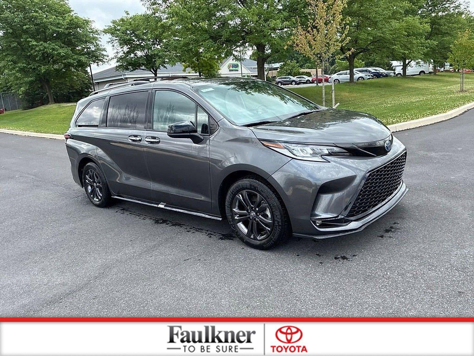 2025 Toyota Sienna XSE AWD 7-Passenger (Natl)