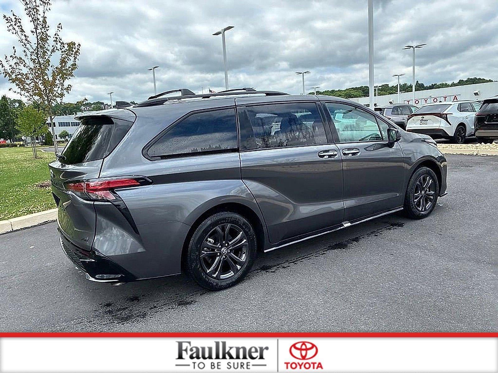 2025 Toyota Sienna XSE AWD 7-Passenger (Natl)