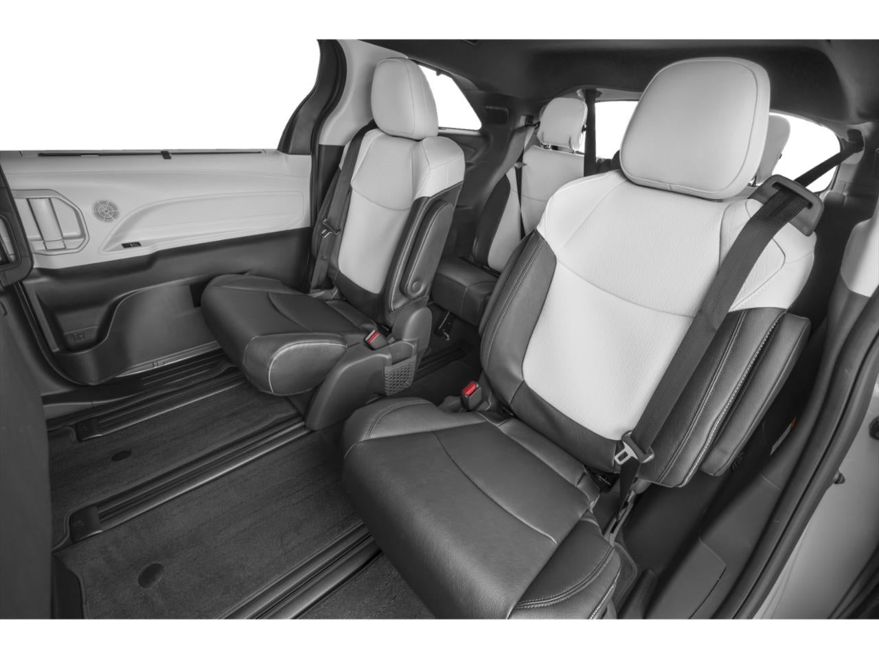 2026 Toyota Sienna XSE AWD 7-Passenger (Natl)