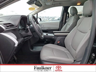2025 Toyota Sienna XLE FWD 7-Passenger (Natl)
