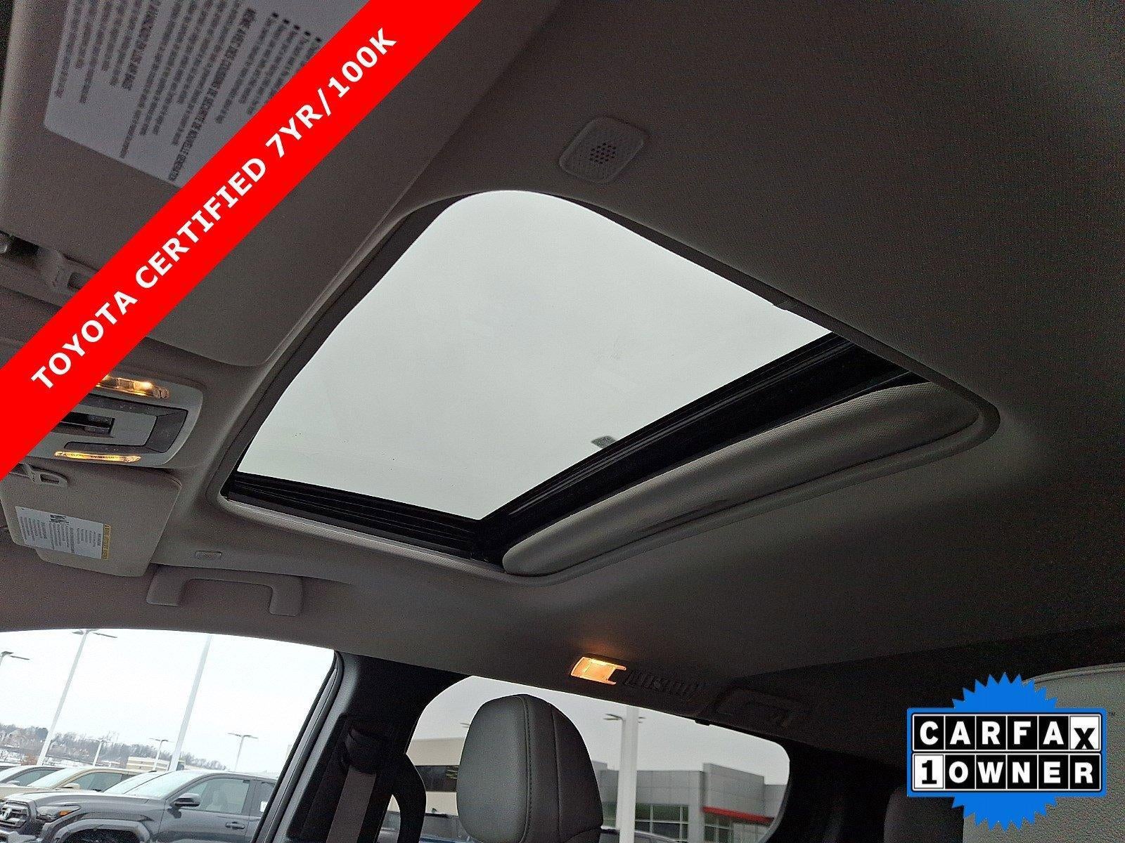 2025 Toyota Sienna XLE FWD 7-Passenger (Natl)