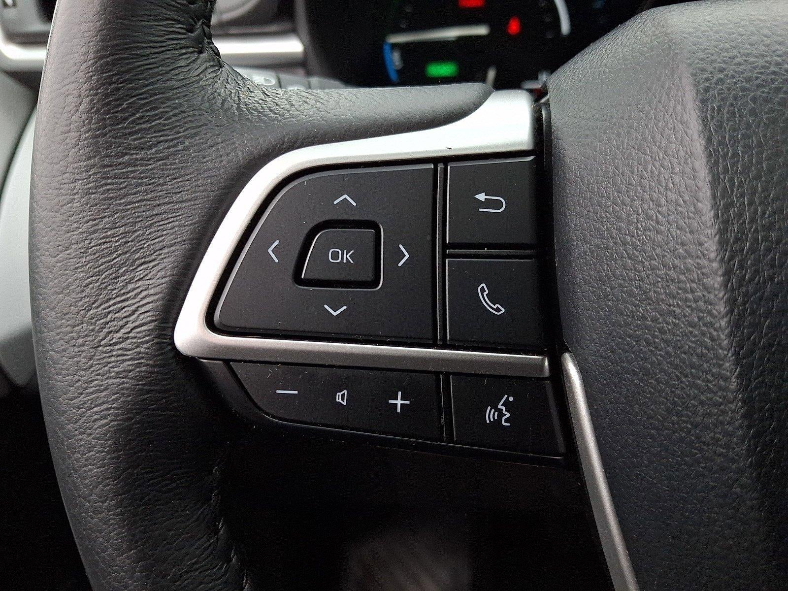 2025 Toyota Sienna XLE FWD 7-Passenger (Natl)