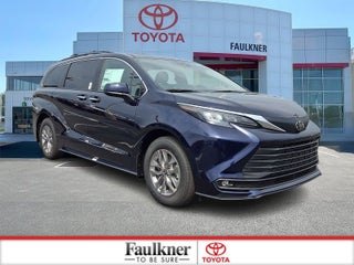 2026 Toyota Sienna XLE FWD 8-Passenger (Natl)