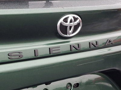 2026 Toyota Sienna XLE AWD 7-Passenger (Natl)