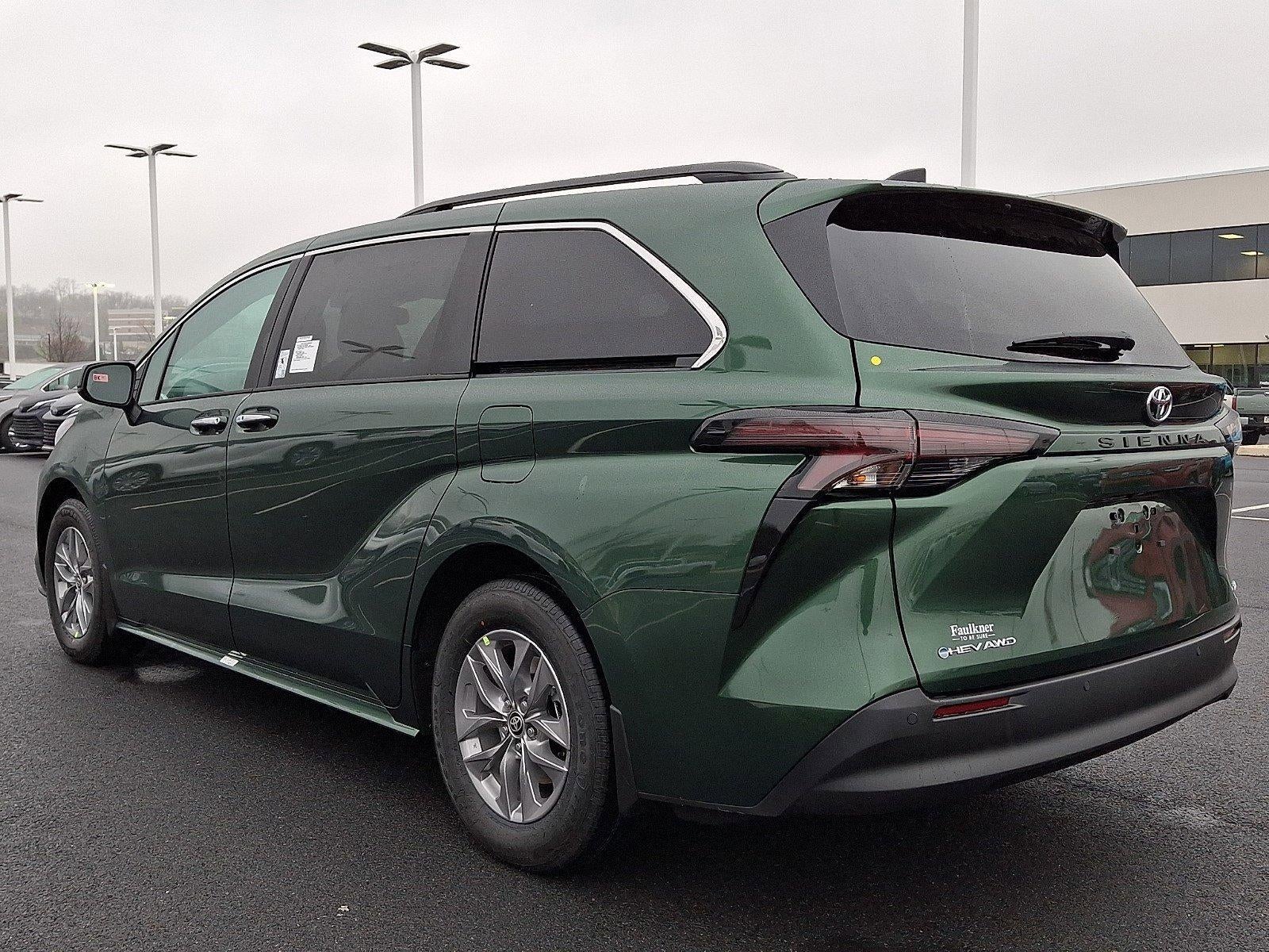 2026 Toyota Sienna XLE AWD 7-Passenger (Natl)