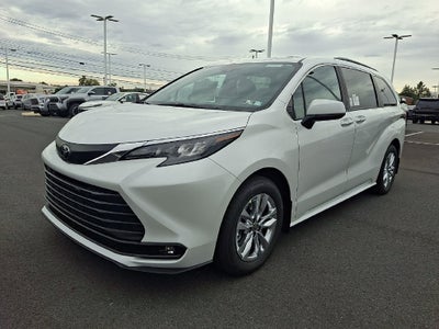 2026 Toyota Sienna XLE 7 Passenger