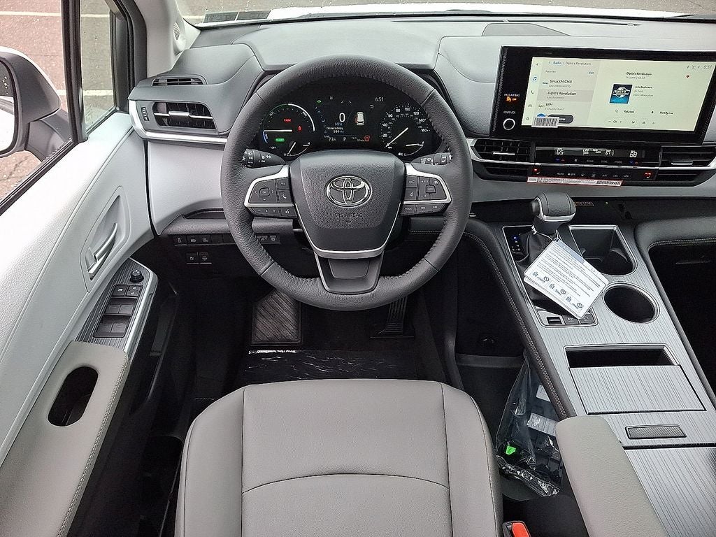 2026 Toyota Sienna XLE AWD 7-Passenger (Natl)
