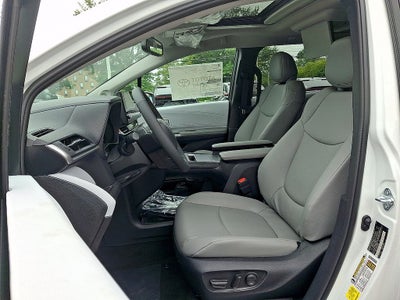 2026 Toyota Sienna XLE AWD 7-Passenger (Natl)