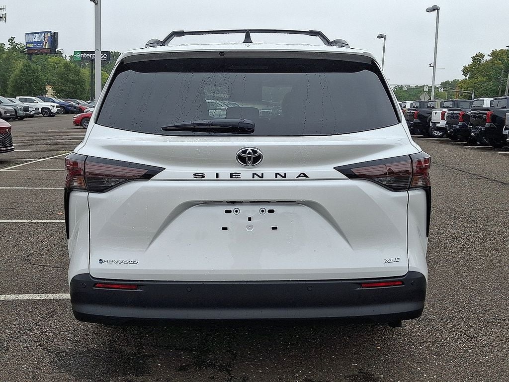 2026 Toyota Sienna XLE AWD 7-Passenger (Natl)