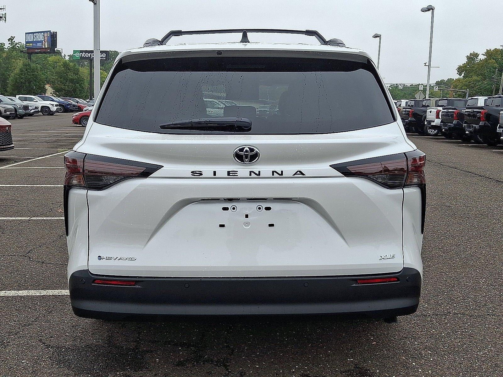2026 Toyota Sienna XLE AWD 7-Passenger (Natl)