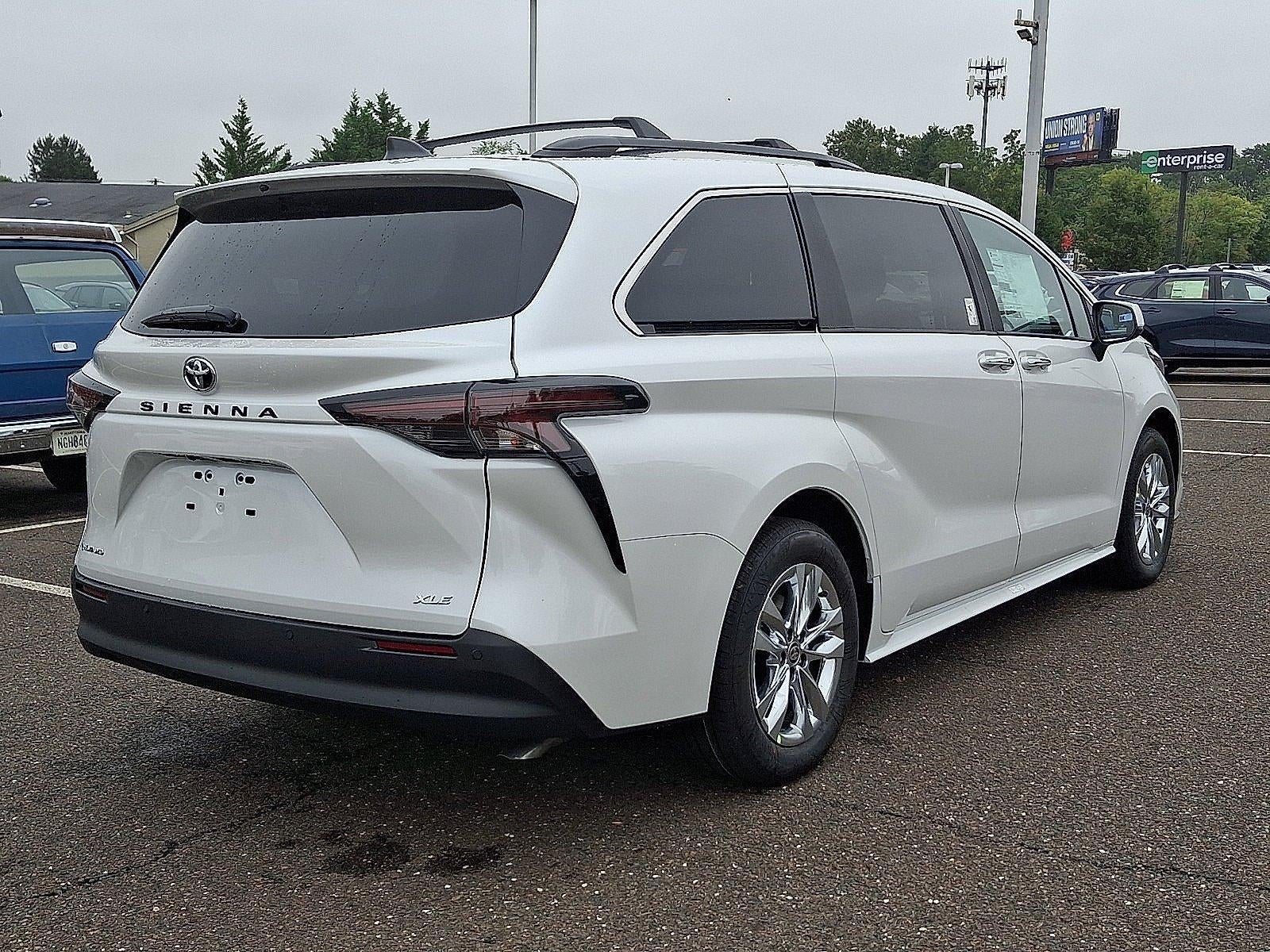 2026 Toyota Sienna XLE AWD 7-Passenger (Natl)