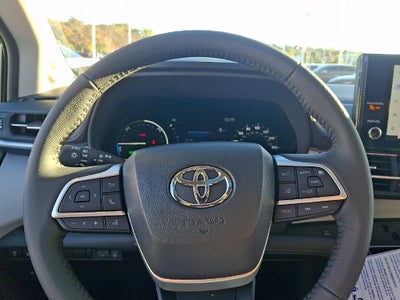 2026 Toyota Sienna XLE 7 Passenger