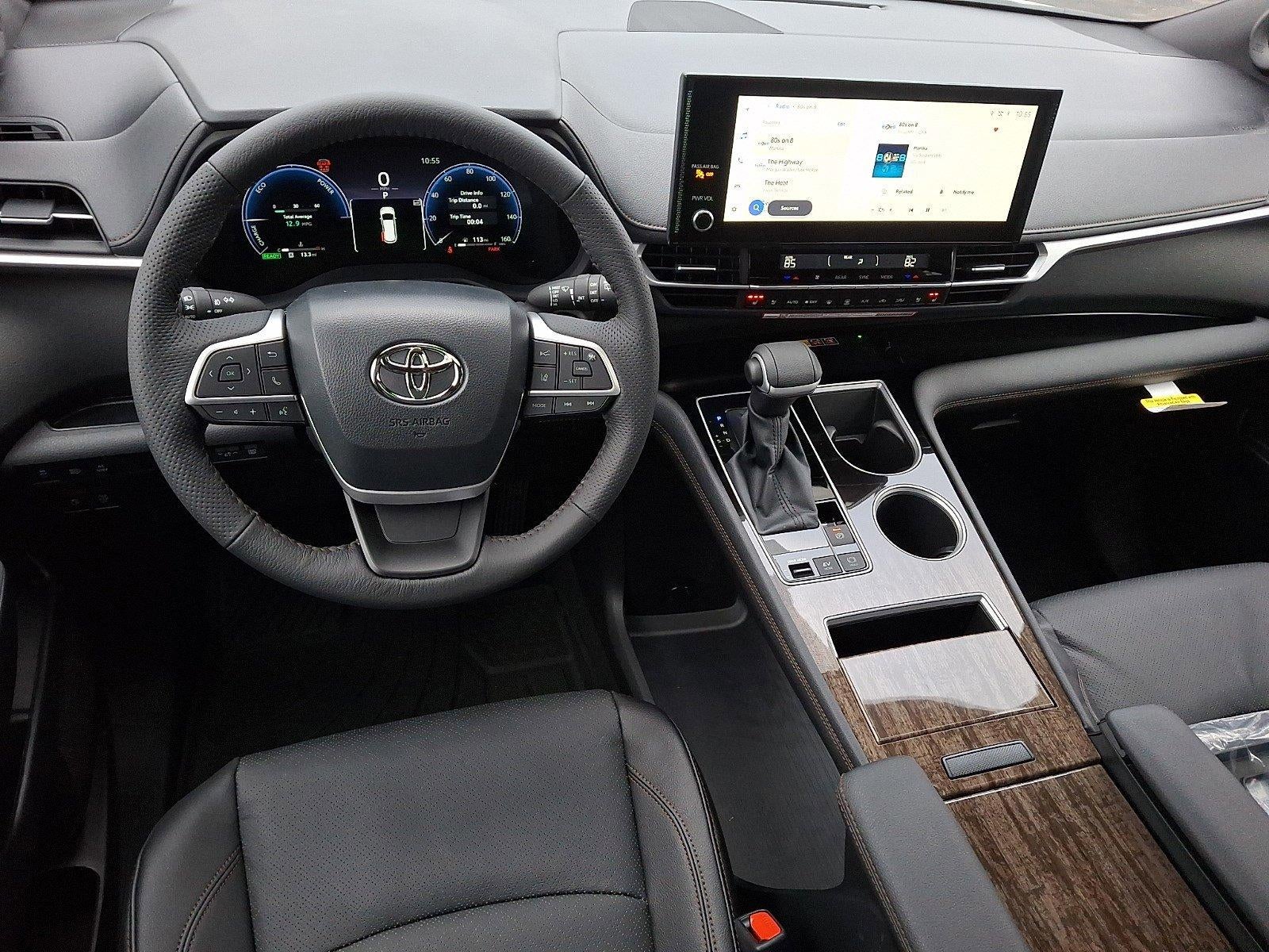 2026 Toyota Sienna Limited AWD 7-Passenger (GS)