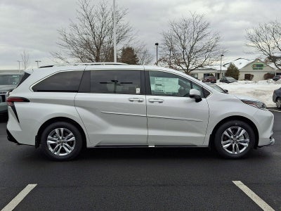 2026 Toyota Sienna Limited AWD 7-Passenger (GS)