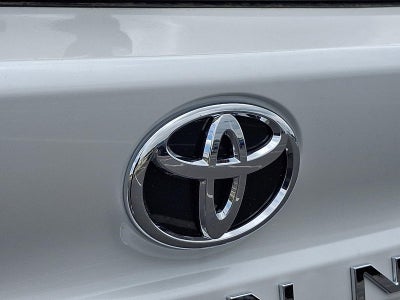 2026 Toyota Sienna Limited AWD 7-Passenger (GS)