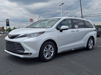 2026 Toyota Sienna Limited AWD 7-Passenger (GS)