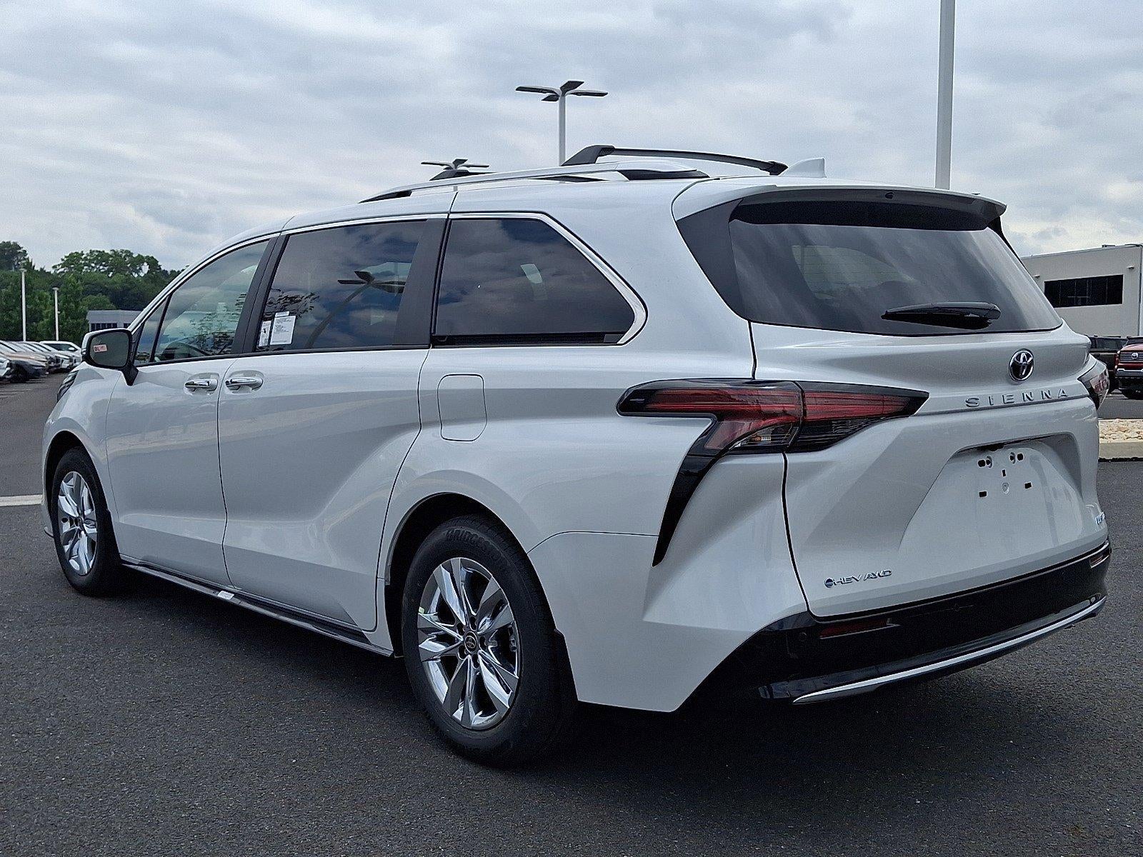 2026 Toyota Sienna Limited AWD 7-Passenger (GS)