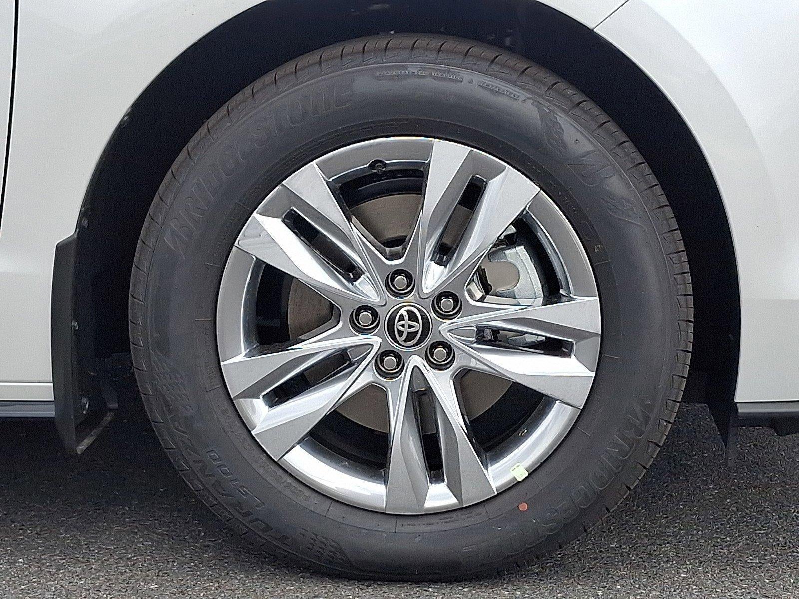 2026 Toyota Sienna Limited AWD 7-Passenger (GS)