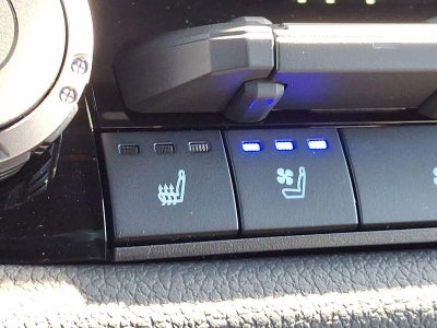2026 Toyota Tundra 4WD 4WD Limited CrewMax 5.5' Bed (Natl)