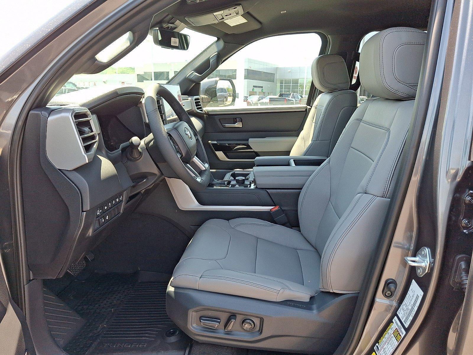 2026 Toyota Tundra 4WD 4WD Limited CrewMax 5.5' Bed (Natl)