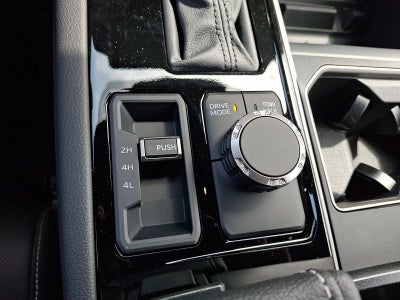 2026 Toyota Tundra 4WD 4WD Limited CrewMax 5.5' Bed (Natl)