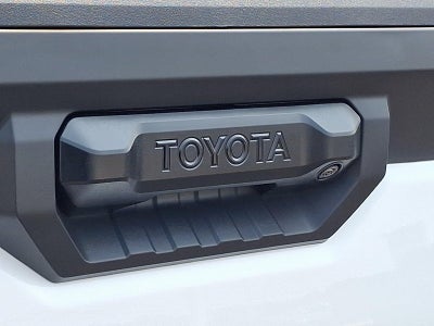 2026 Toyota Tundra 4WD 4WD SR5 CrewMax 5.5' Bed (SE)