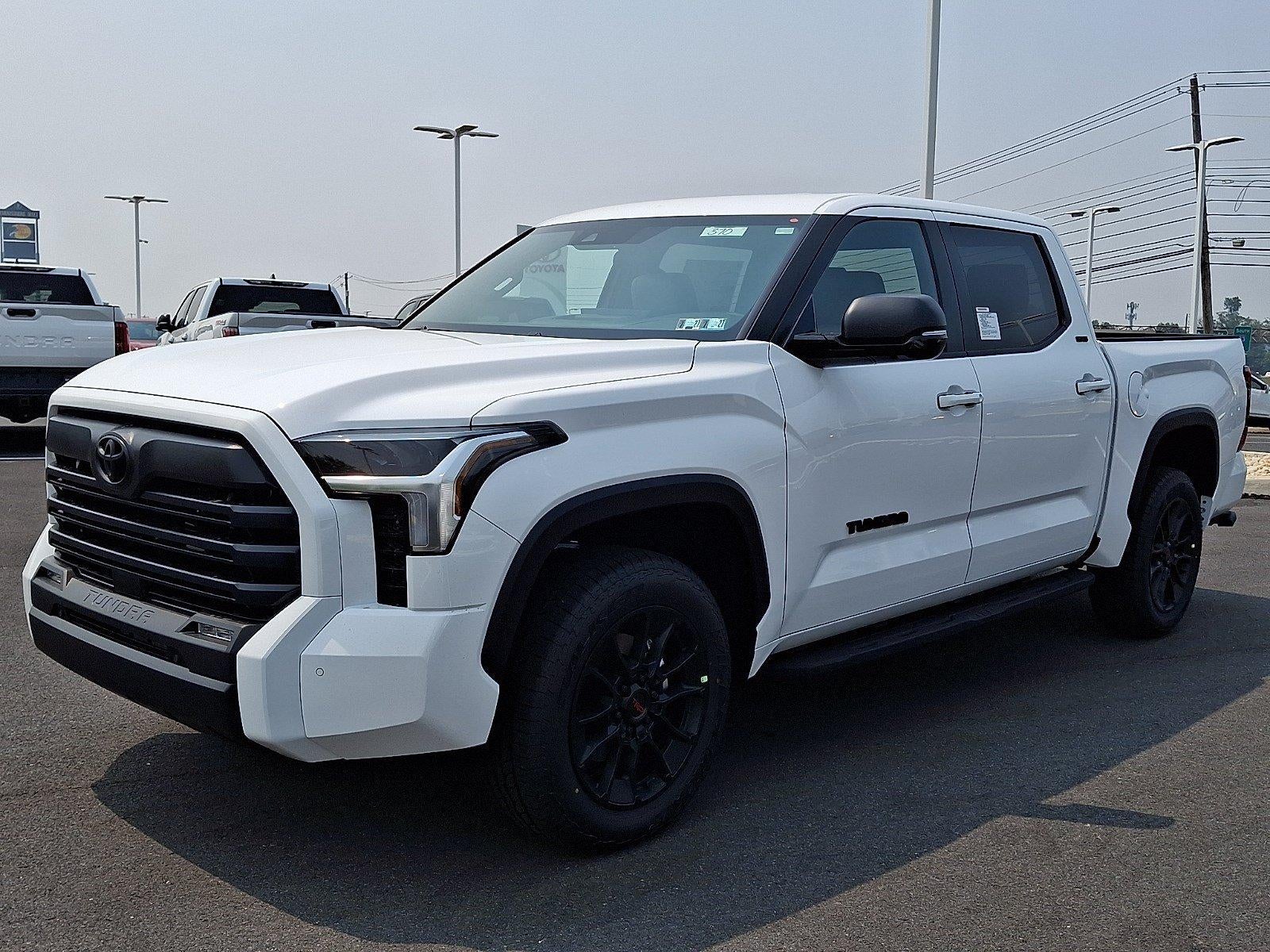 2026 Toyota Tundra 4WD 4WD SR5 CrewMax 5.5' Bed (SE)