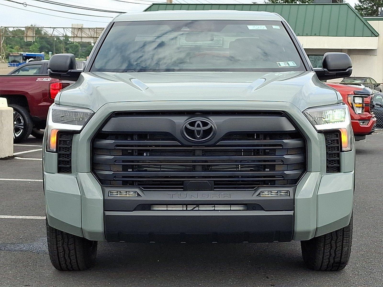 2026 Toyota Tundra 4WD 4WD SR5 CrewMax 5.5' Bed (SE)