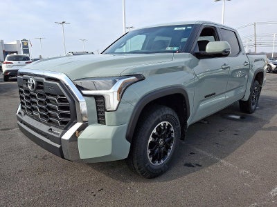 2026 Toyota Tundra 4WD 4WD SR5 CrewMax 5.5' Bed (SE)