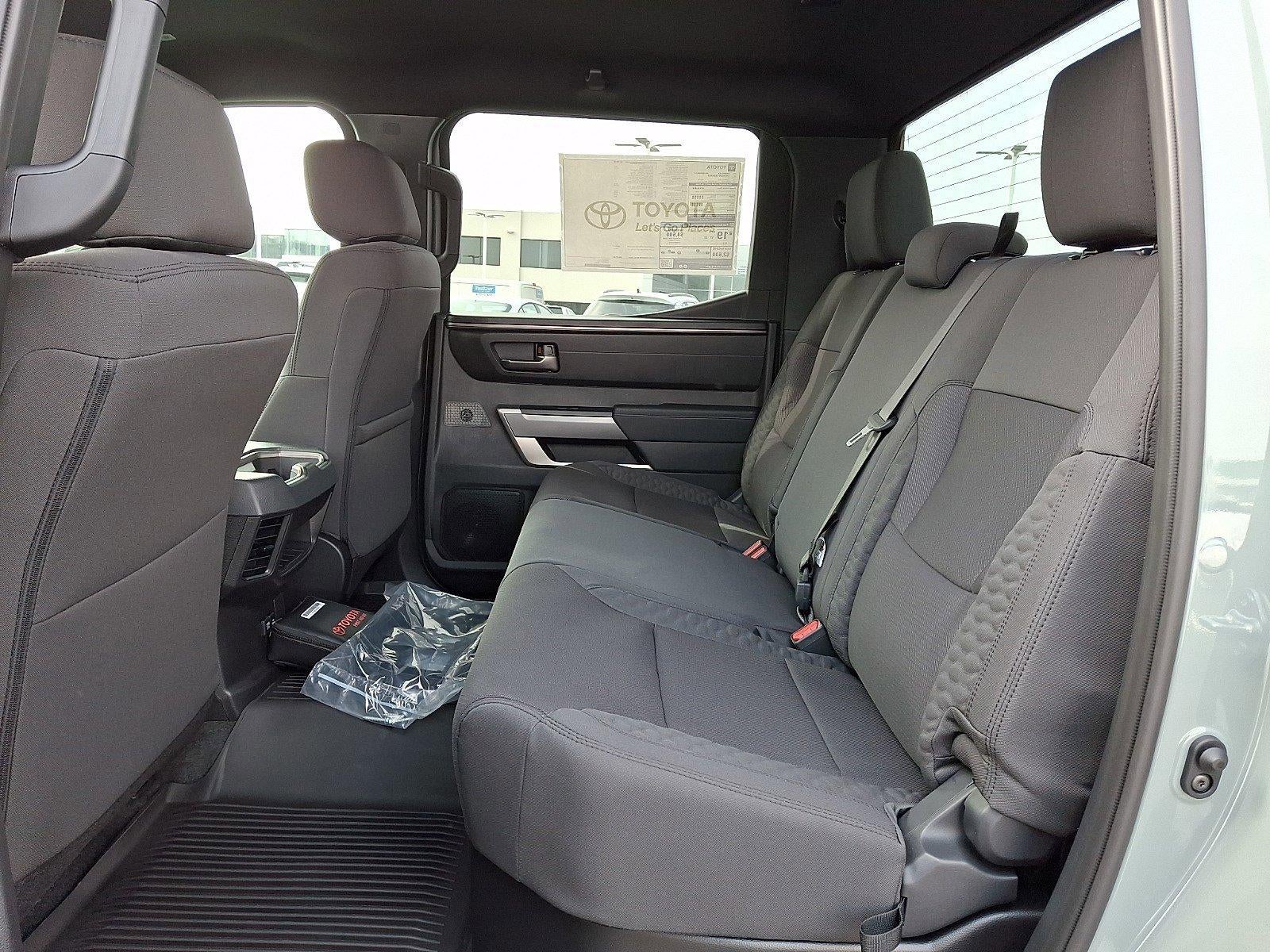 2026 Toyota Tundra 4WD 4WD SR5 CrewMax 5.5' Bed (SE)