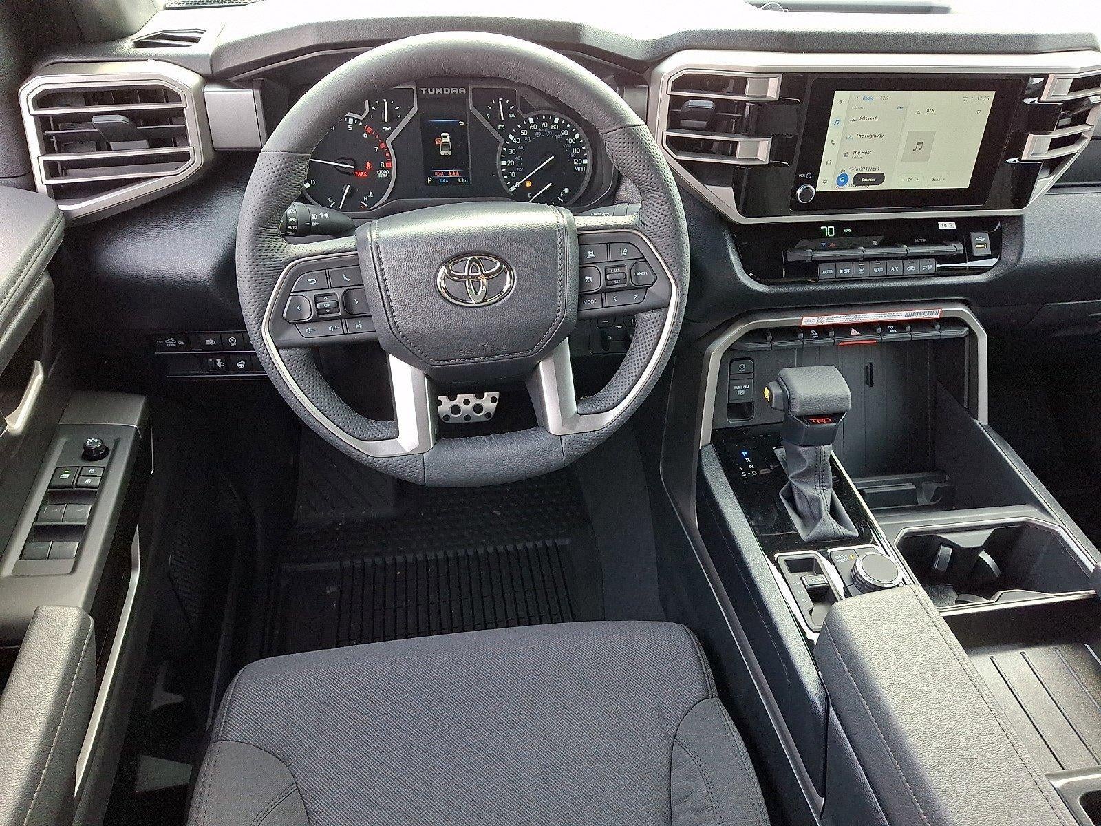 2026 Toyota Tundra 4WD 4WD SR5 CrewMax 5.5' Bed (SE)