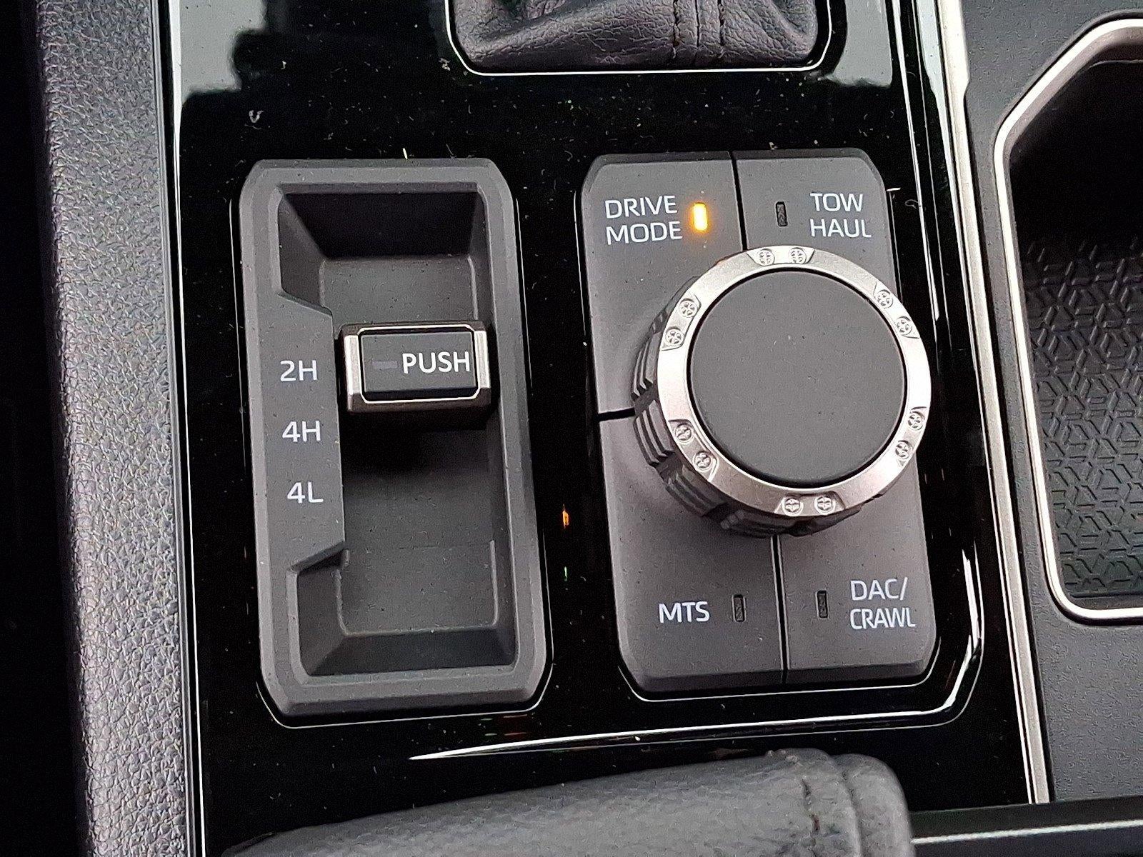 2026 Toyota Tundra 4WD 4WD SR5 CrewMax 5.5' Bed (SE)