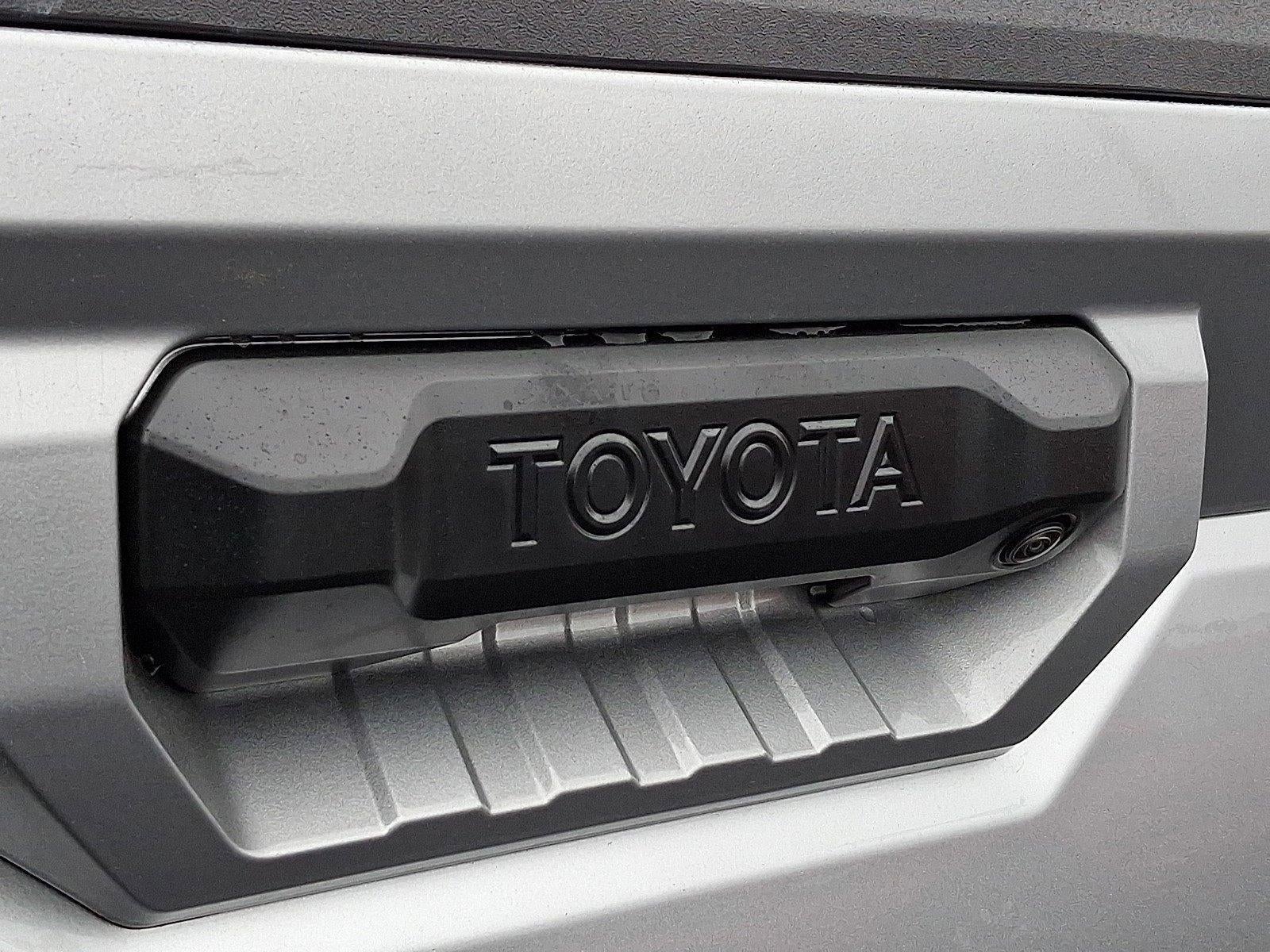 2026 Toyota Tundra 4WD 4WD SR5 CrewMax 5.5' Bed (SE)