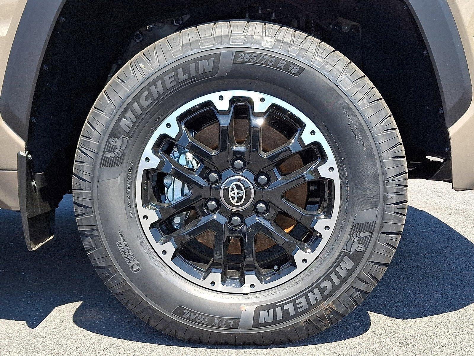 2026 Toyota Tundra 4WD 4WD SR5 CrewMax 5.5' Bed (SE)