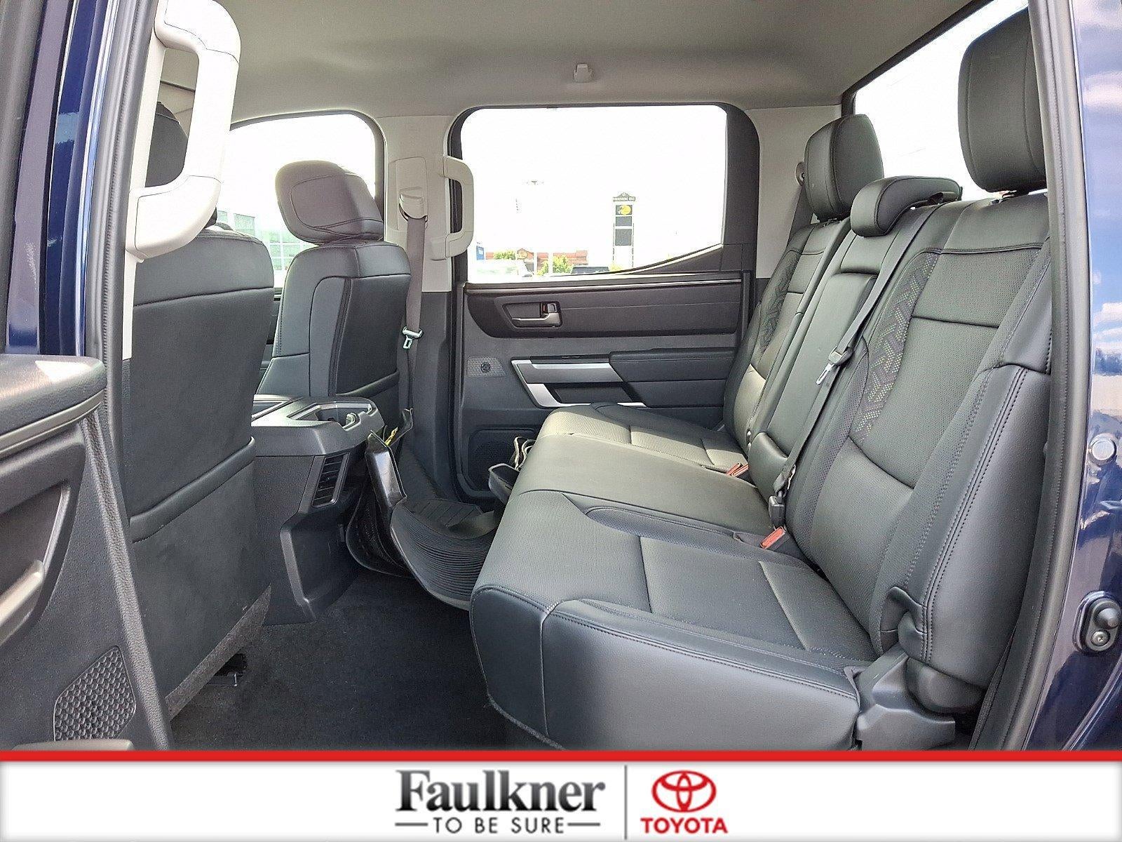 2023 Toyota Tundra 4WD 4WD SR5 CrewMax 5.5' Bed (SE)