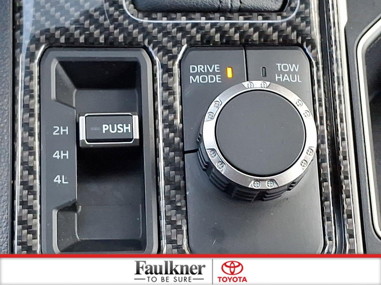 2023 Toyota Tundra 4WD 4WD SR5 CrewMax 5.5' Bed (SE)