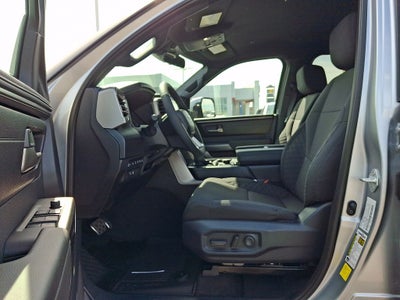 2026 Toyota Tundra 4WD 4WD SR5 CrewMax 5.5' Bed (SE)