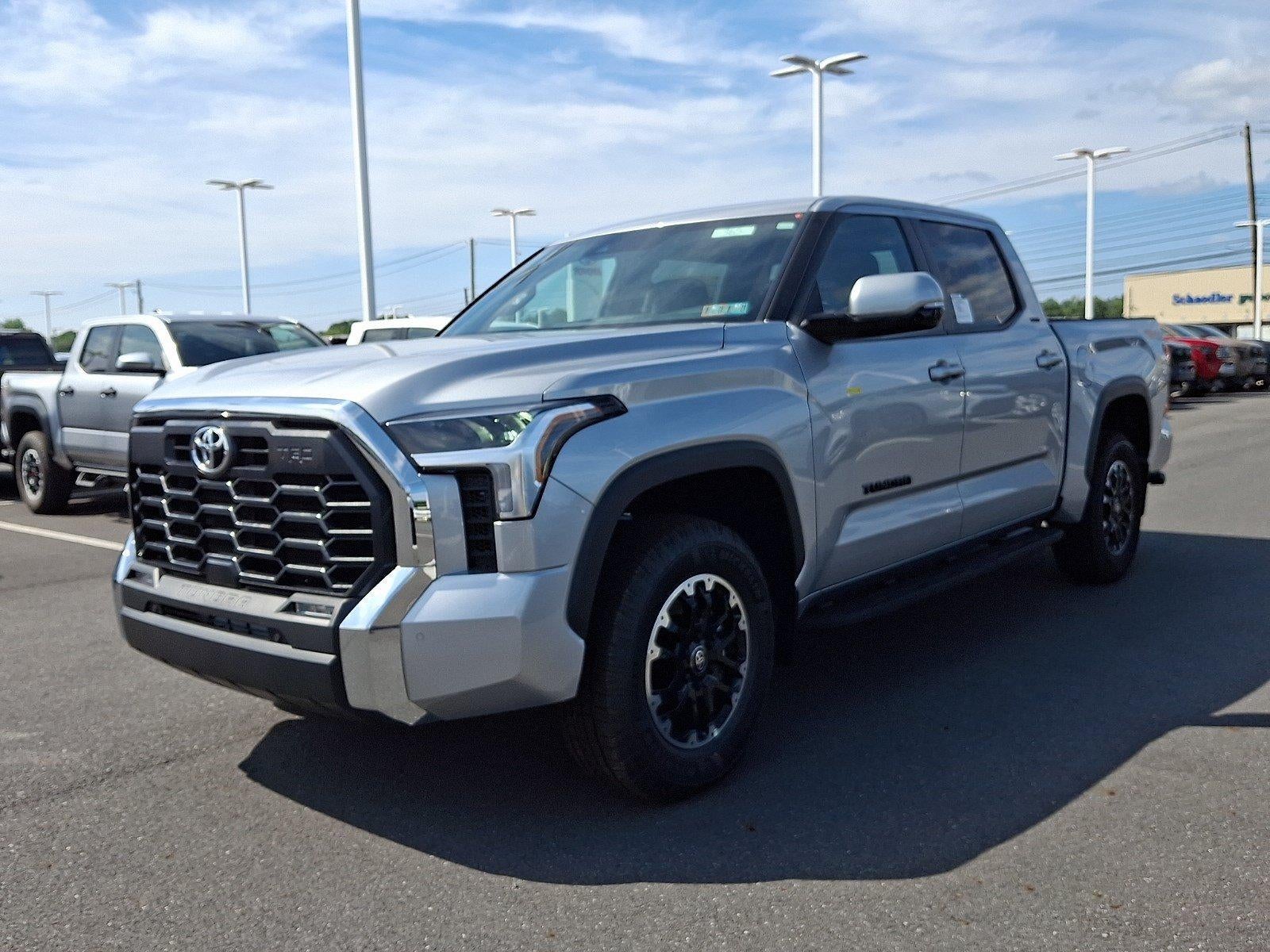 2026 Toyota Tundra 4WD 4WD SR5 CrewMax 5.5' Bed (SE)