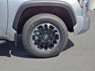 2026 Toyota Tundra 4WD 4WD SR5 CrewMax 5.5' Bed (SE)