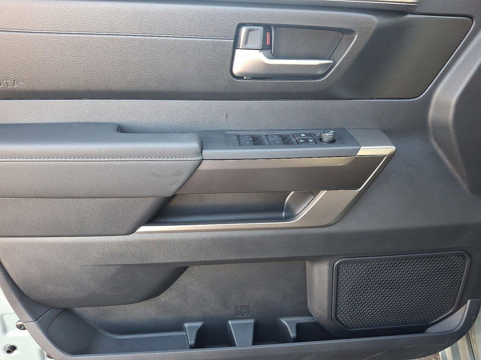 2026 Toyota Tundra 4WD 4WD SR5 CrewMax 5.5' Bed (SE)