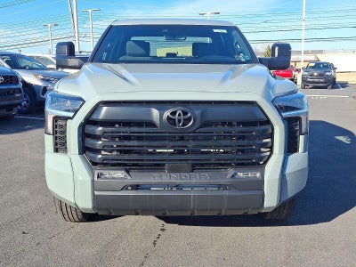 2026 Toyota Tundra 4WD 4WD SR5 CrewMax 5.5' Bed (SE)