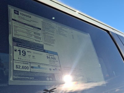 2026 Toyota Tundra 4WD 4WD SR5 CrewMax 5.5' Bed (SE)